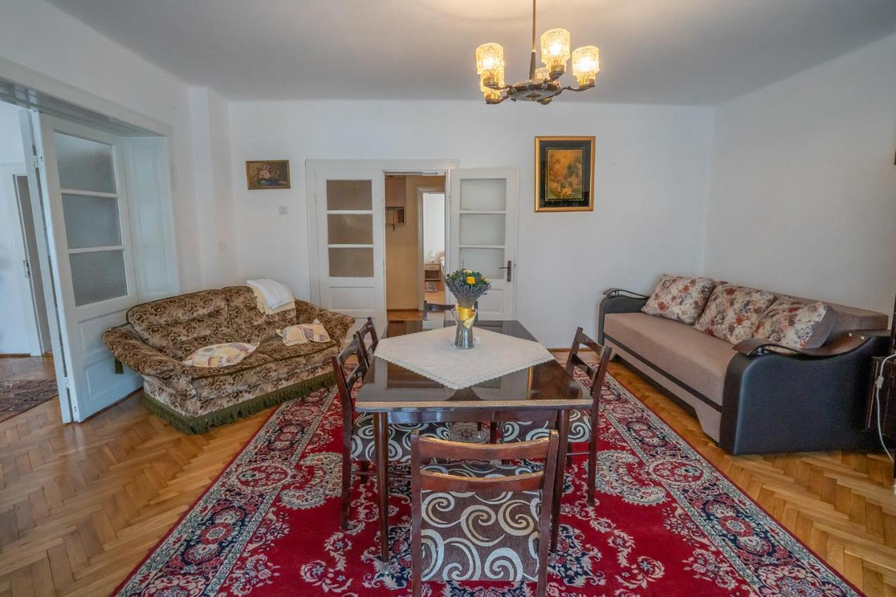 Doi Bujori Apartamento Alba Iulia Exterior foto