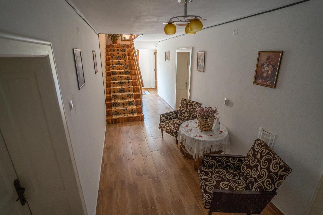Doi Bujori Apartamento Alba Iulia Exterior foto