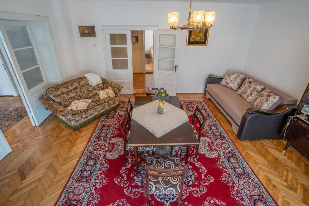 Doi Bujori Apartamento Alba Iulia Exterior foto