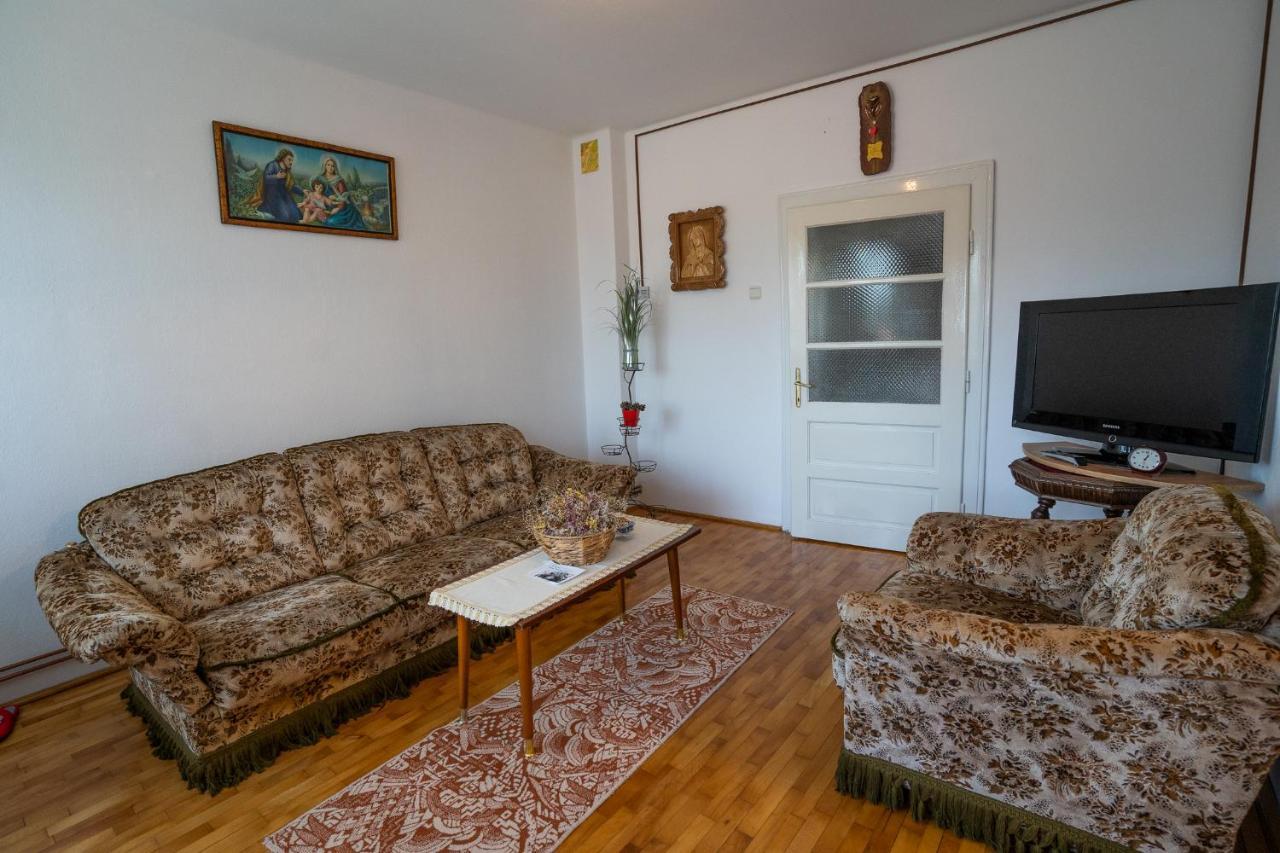 Doi Bujori Apartamento Alba Iulia Exterior foto